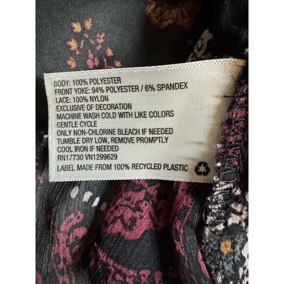 Knox Rose Women Blouse Black Peasant Velvet Trim Floral Goth Whimsygoth Small - Picture 6 of 6